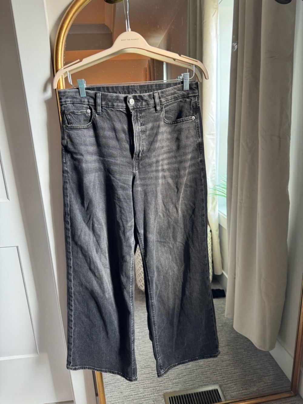 American Eagle Outfitters Black Washed Ankle Jeans